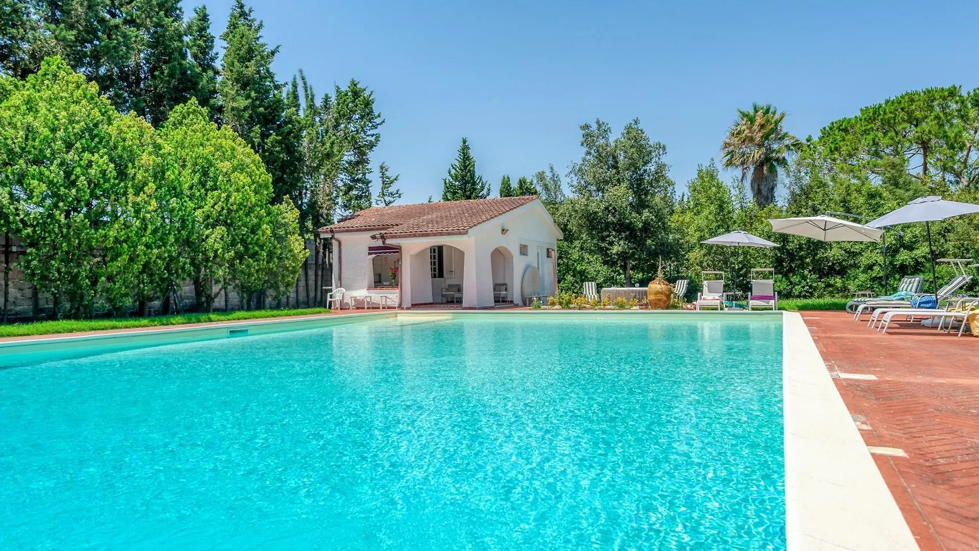 Villa Paradiso 莱切